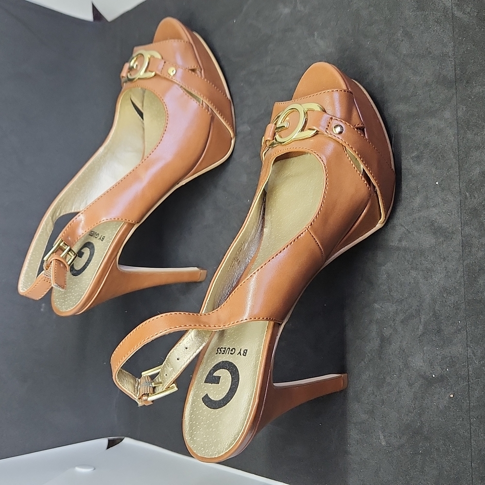 Guess high heels - Picture 3 of 6